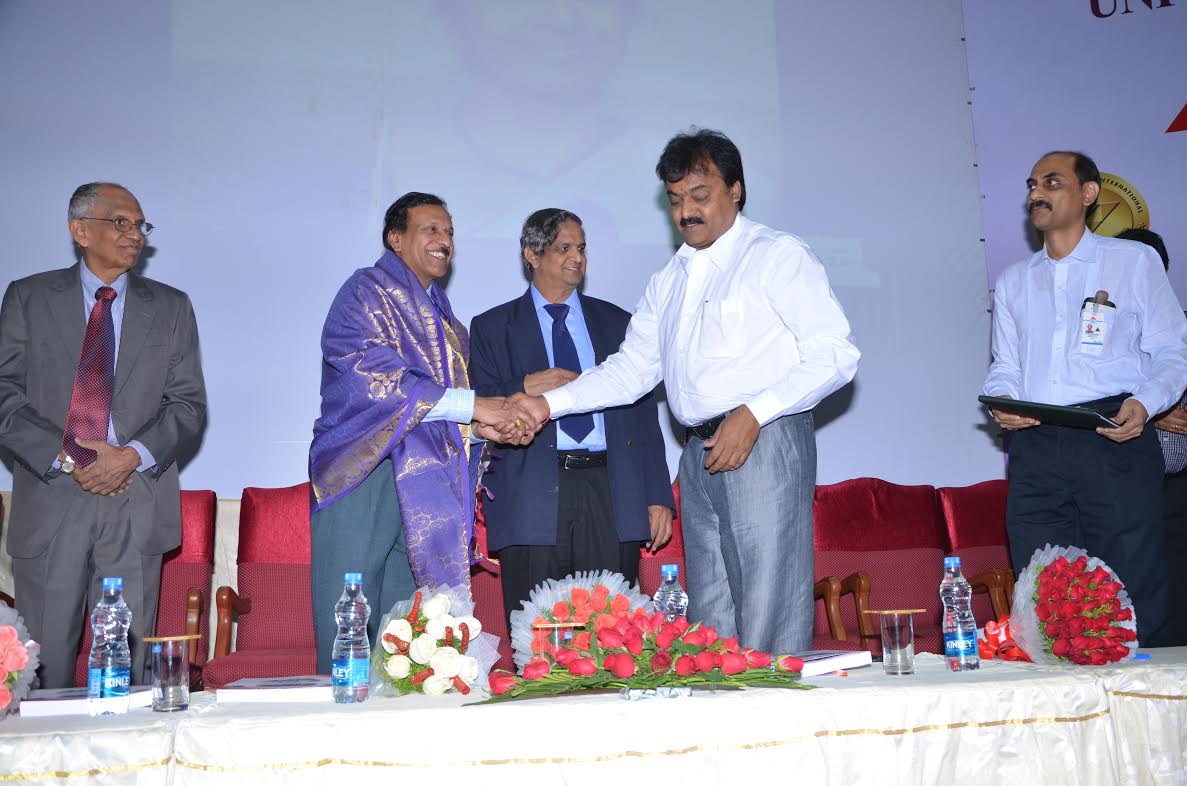 Bhavani Shankar Kodali with Vice Chancellor of Ramachandra University